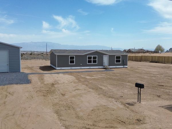 806 24th Street SW, Rio Rancho, NM 87124