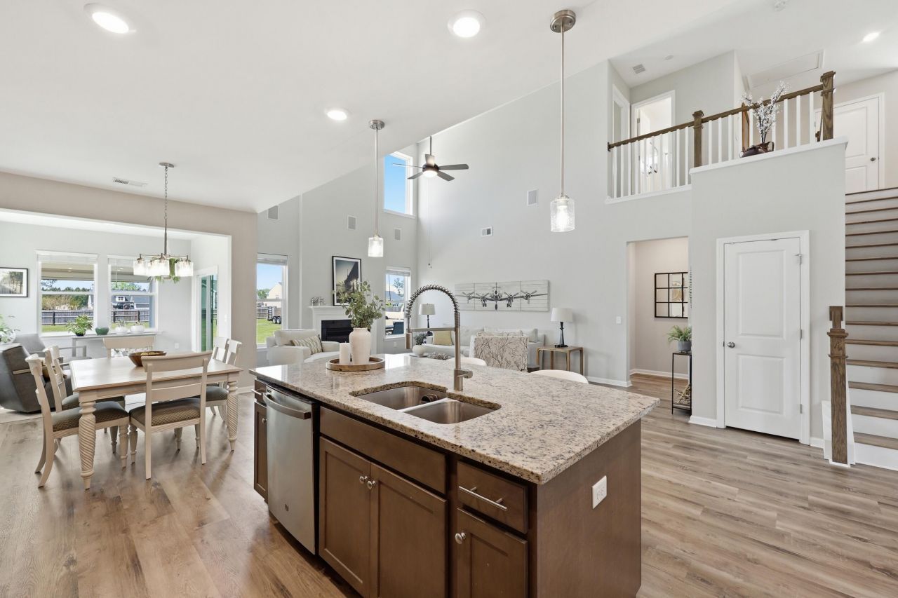 123 Lakelyn Road Photo 10