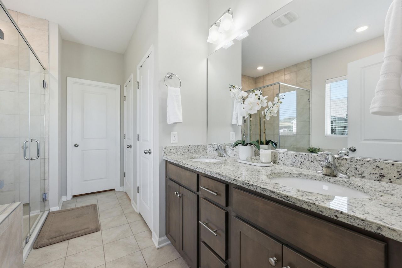 123 Lakelyn Road Photo 18