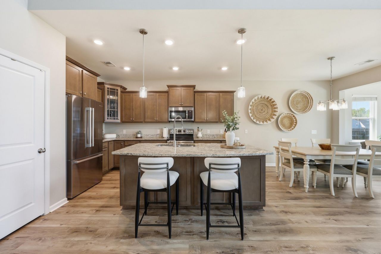 123 Lakelyn Road Photo 8