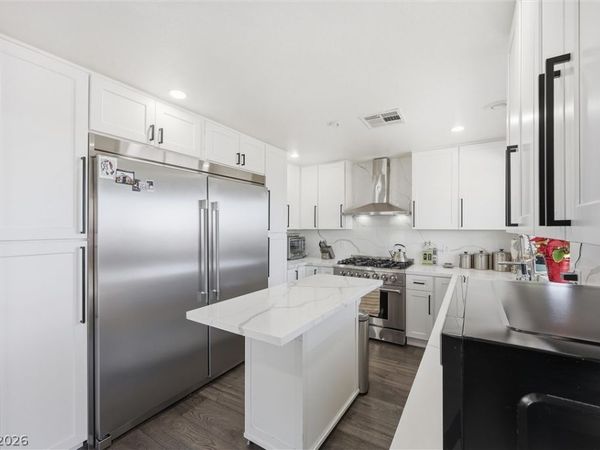 3944 Marble Mountain Street, Las Vegas, NV 89129