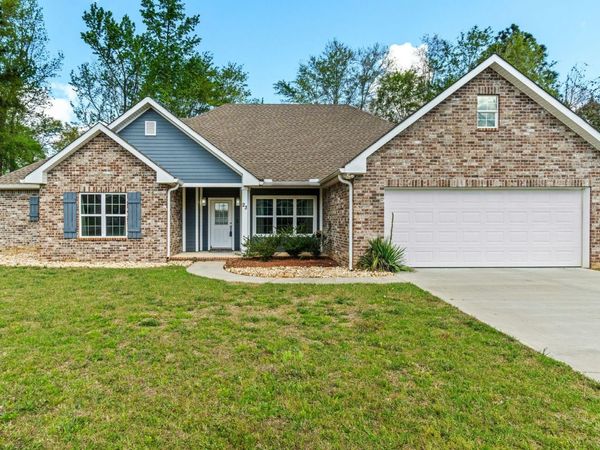 23 E Chapel Hill Blvd., Hattiesburg, MS 39402