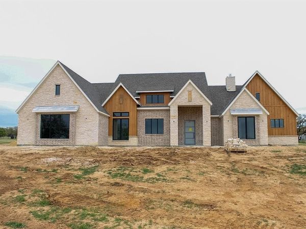 2016 Pinetree Post, Weatherford, TX 76087