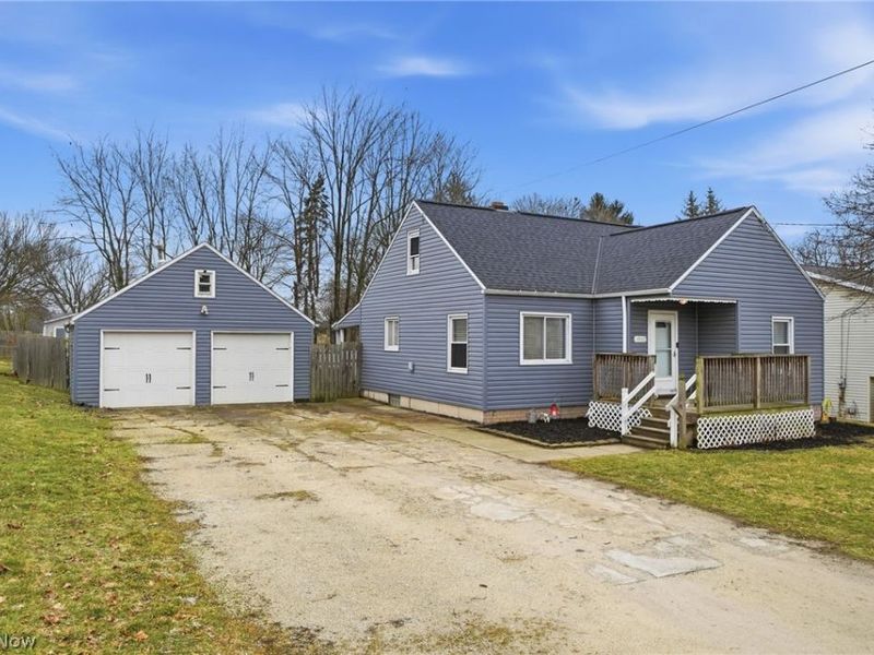 1852 Cramer Avenue, Akron, OH 44312 Photo 1