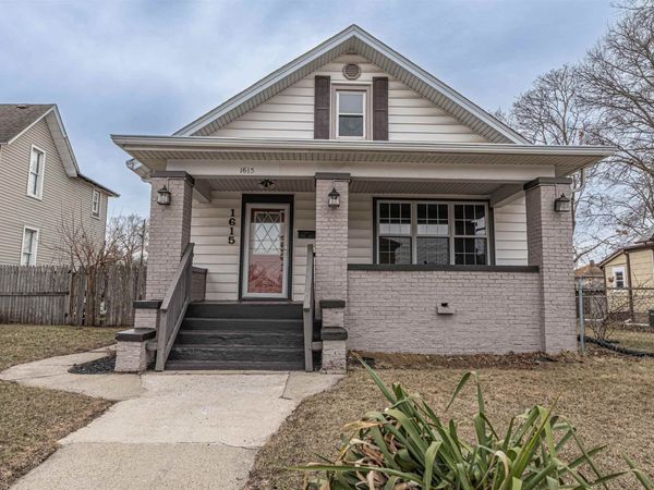 1615 15th Avenue, ROCKFORD, IL 61104