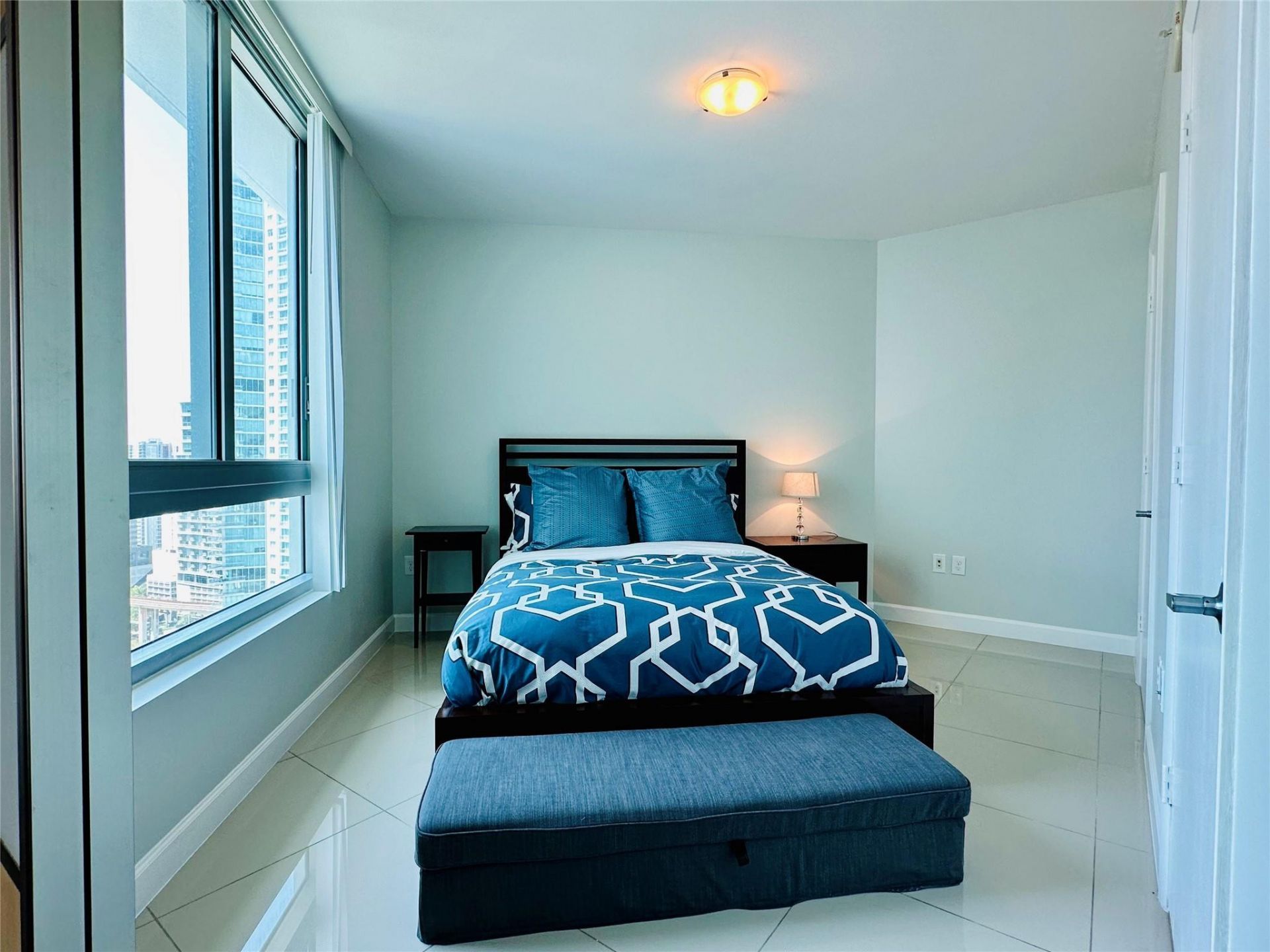 350 S Miami Avenue, Unit 2708, Miami, FL 33130 Photo