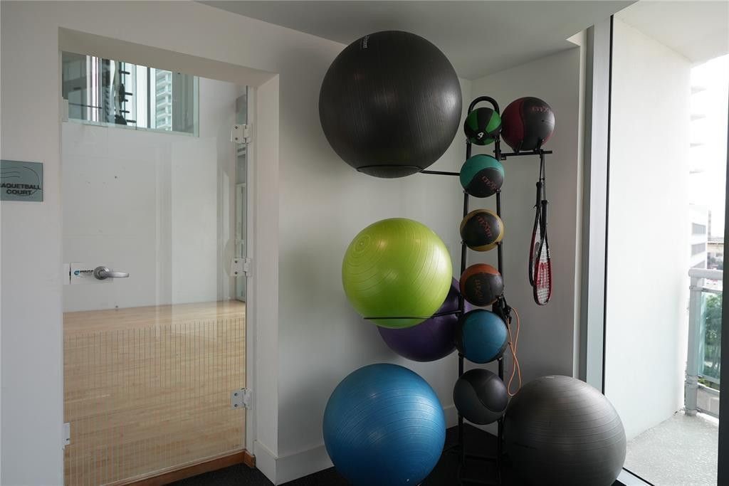 350 S Miami Avenue, Unit 2708, Miami, FL 33130 Photo