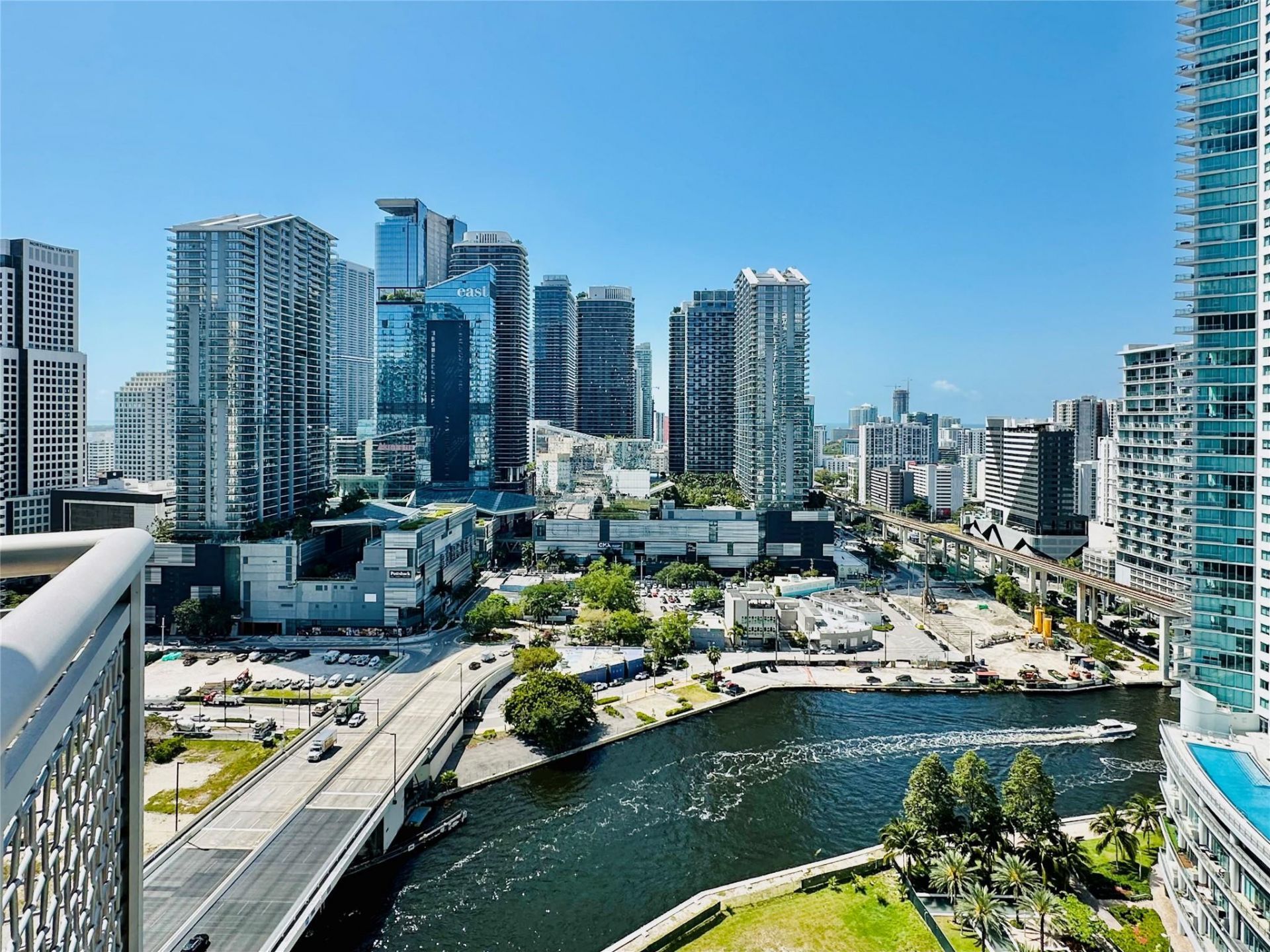 350 S Miami Avenue, Unit 2708, Miami, FL 33130 Photo