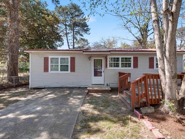 1623 Dixie, Benton, AR 72015