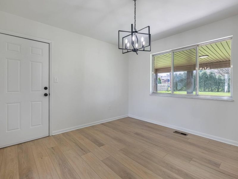 435 Blackstone Drive, Dayton, OH 45459 Photo 10