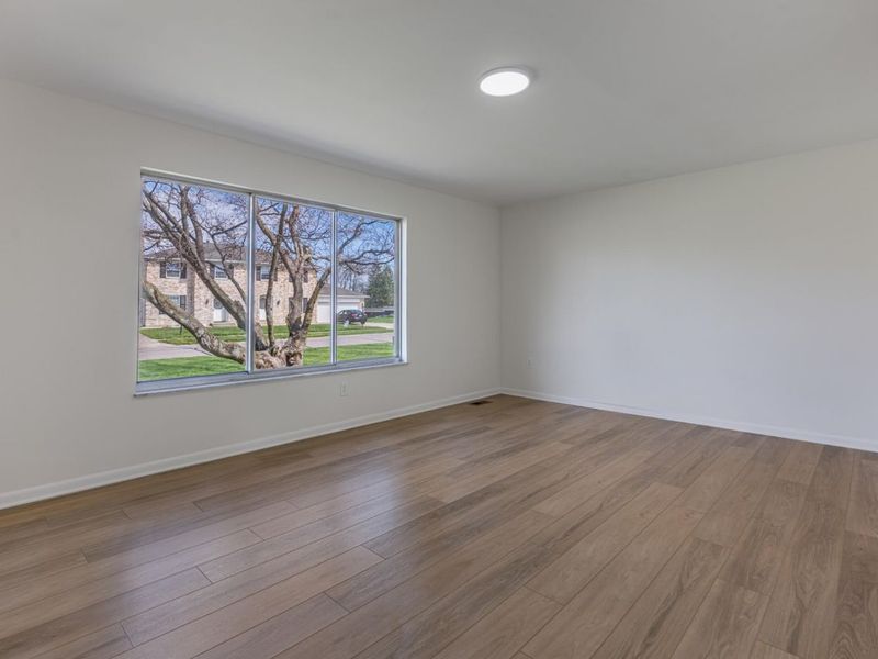 435 Blackstone Drive, Dayton, OH 45459 Photo 3