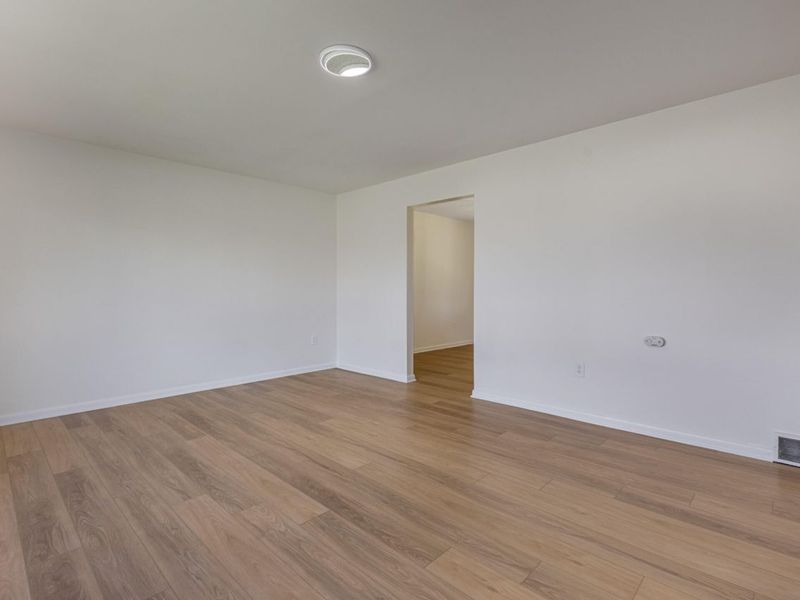 435 Blackstone Drive, Dayton, OH 45459 Photo 6