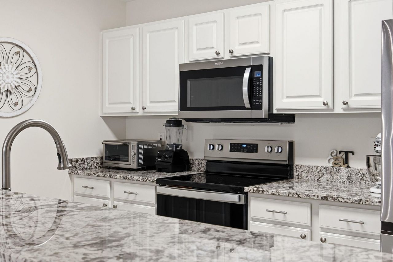 4849 Meadowsweet Dr. Photo 19