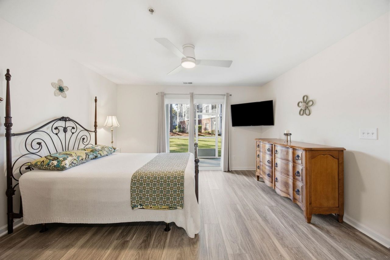 4849 Meadowsweet Dr. Photo 22