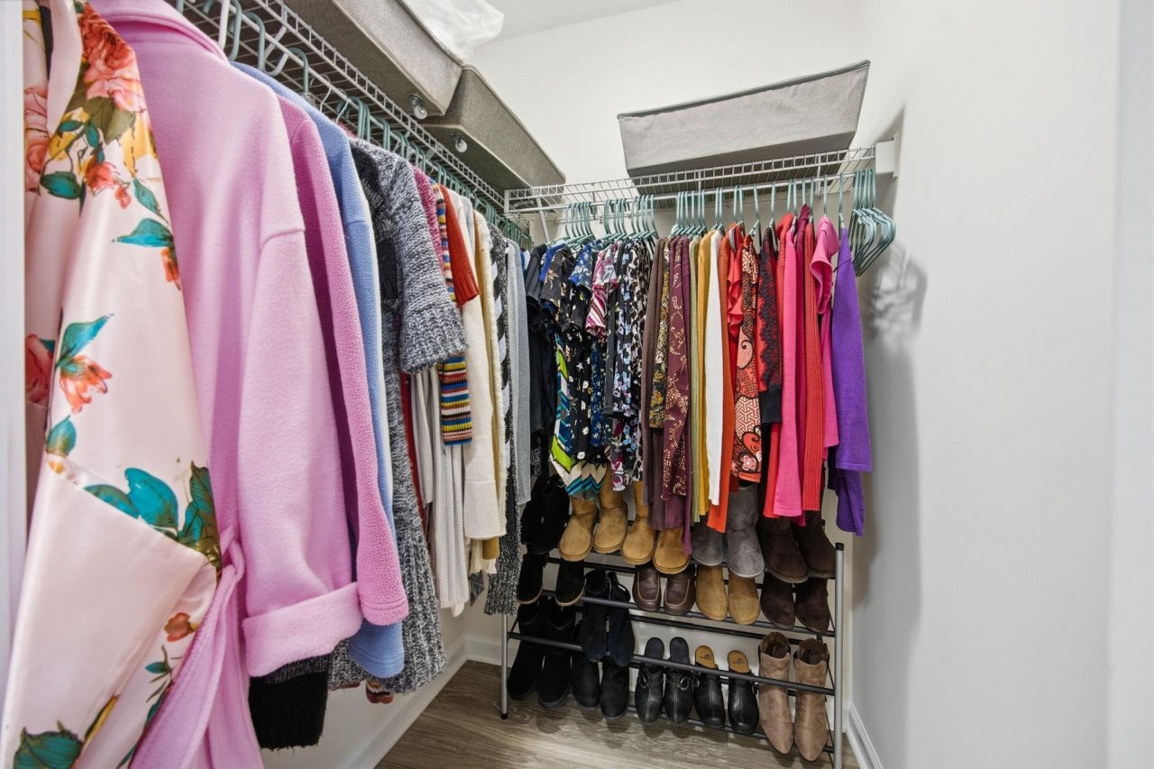 4849 Meadowsweet Dr. Photo 23