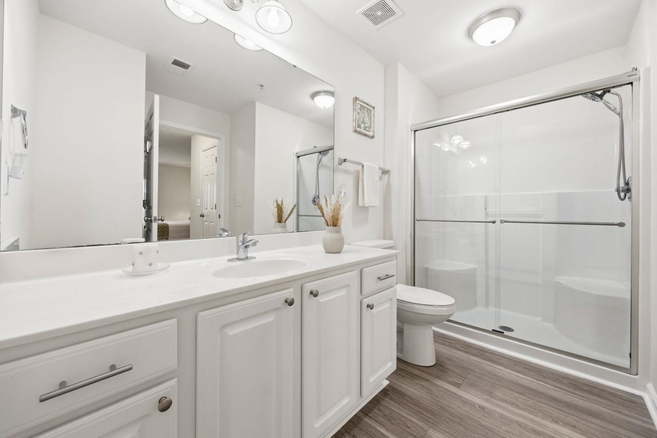 4849 Meadowsweet Dr. Photo 27