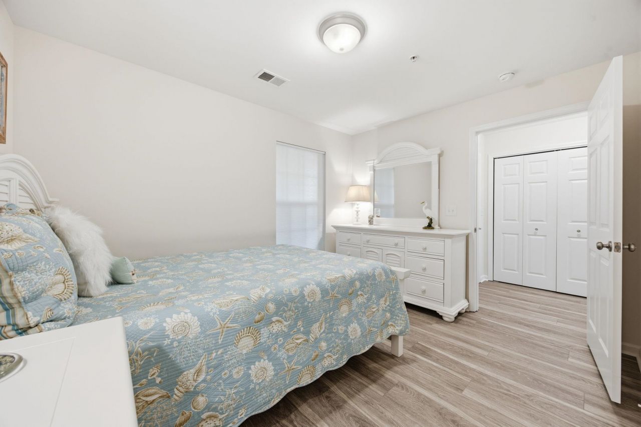 4849 Meadowsweet Dr. Photo 30