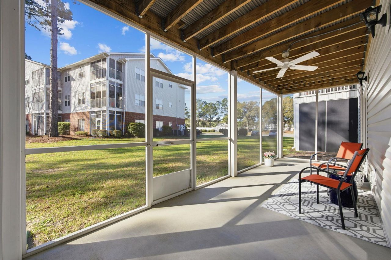 4849 Meadowsweet Dr. Photo 37