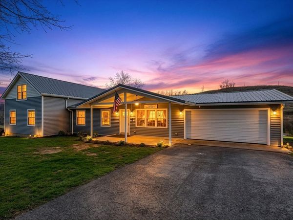 486 Saint Francis Way, Bridgeport, WV 26554