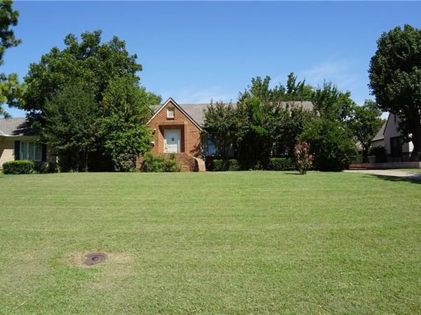 1127 Glenwood Avenue, Nichols Hills, OK 73116
