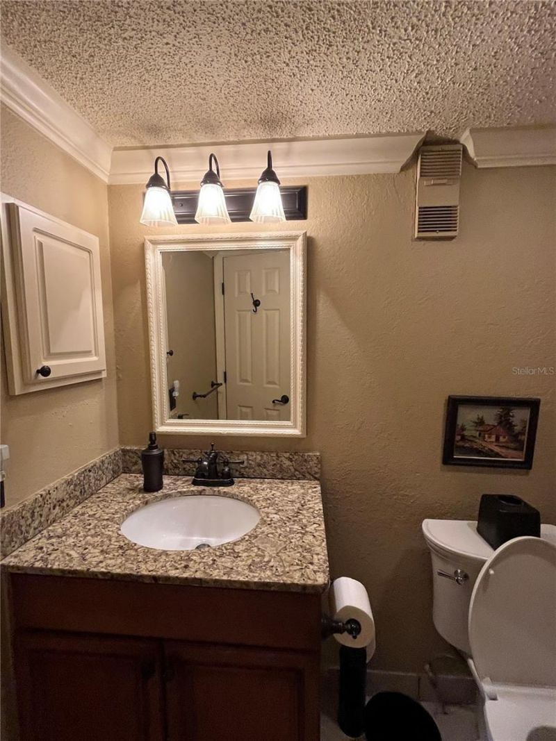2740 Coconut Bay Ln, Unit 3112 (1H), Sarasota, FL 34237 Photo