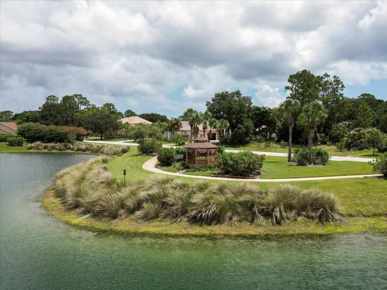 13 Old Oak Drive N, Palm Coast, FL 32137 Photo