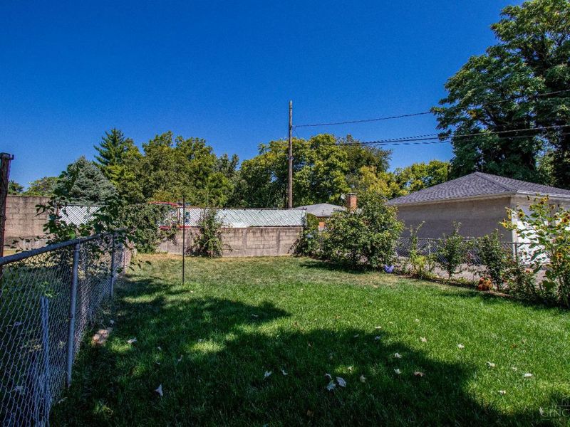 710 E Ross Avenue, Saint Bernard, OH 45217 Photo 25