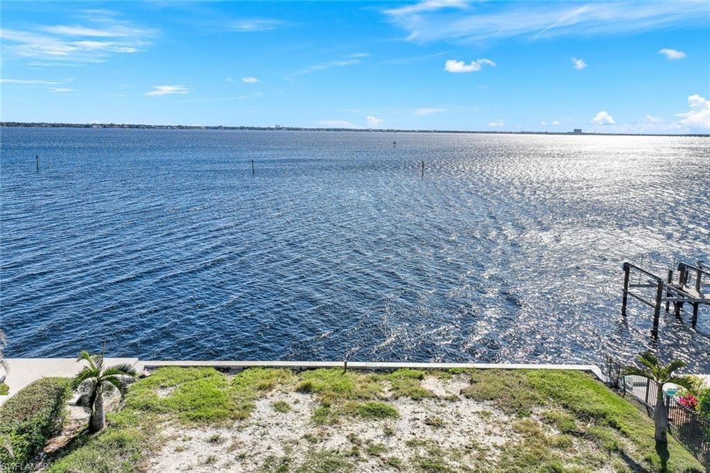 2330 SE 28th St, Cape Coral, FL 33904 Photo