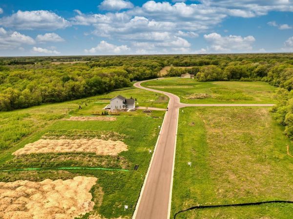 7537 255th Street , Wyoming, MN 55092