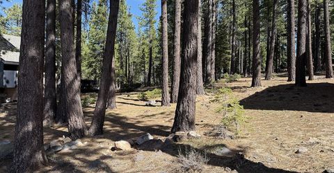 13080 Roundhill Drive, Truckee, CA 96161 Photo