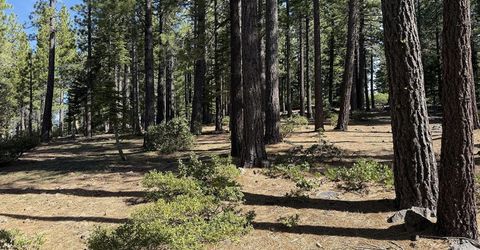 13080 Roundhill Drive, Truckee, CA 96161 Photo