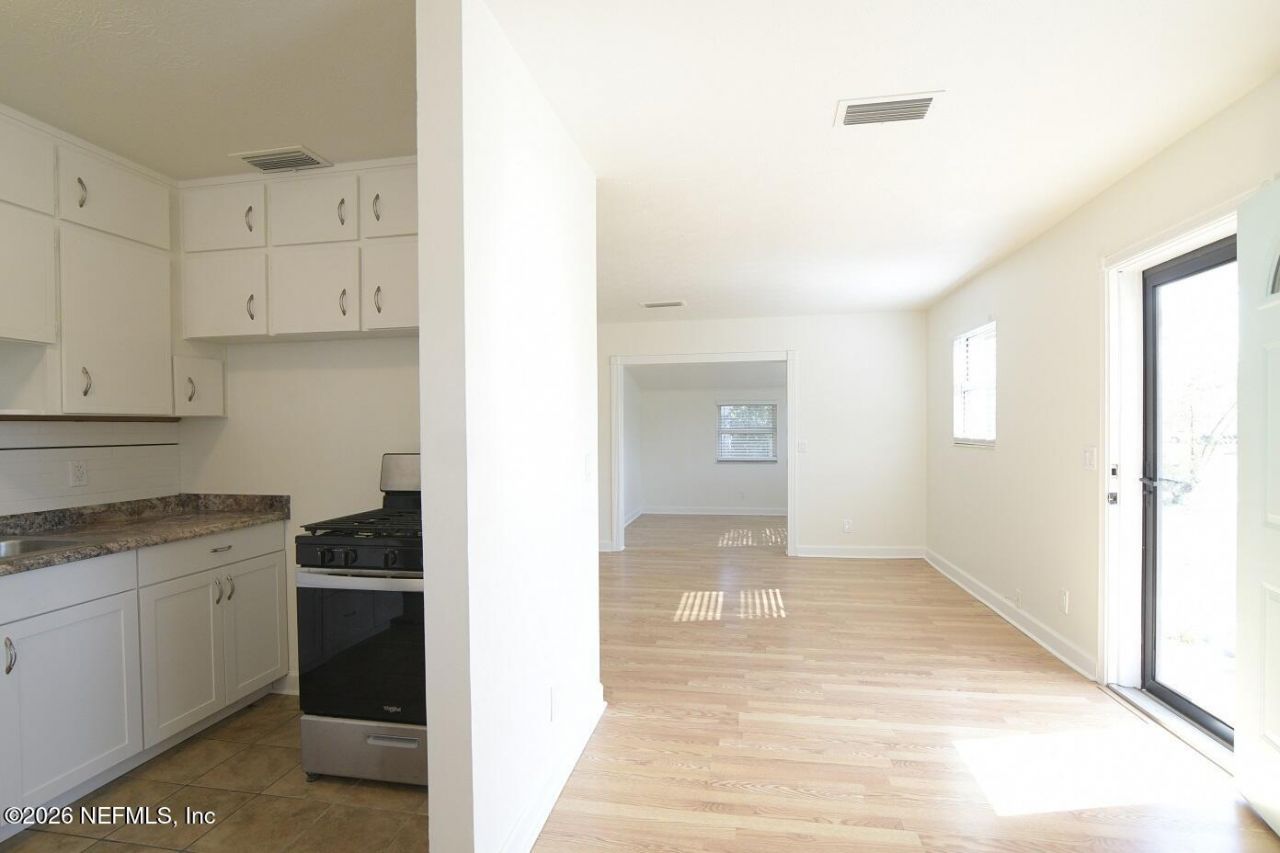 477 Sailfish Drive E, Atlantic Beach, FL 32233 Photo