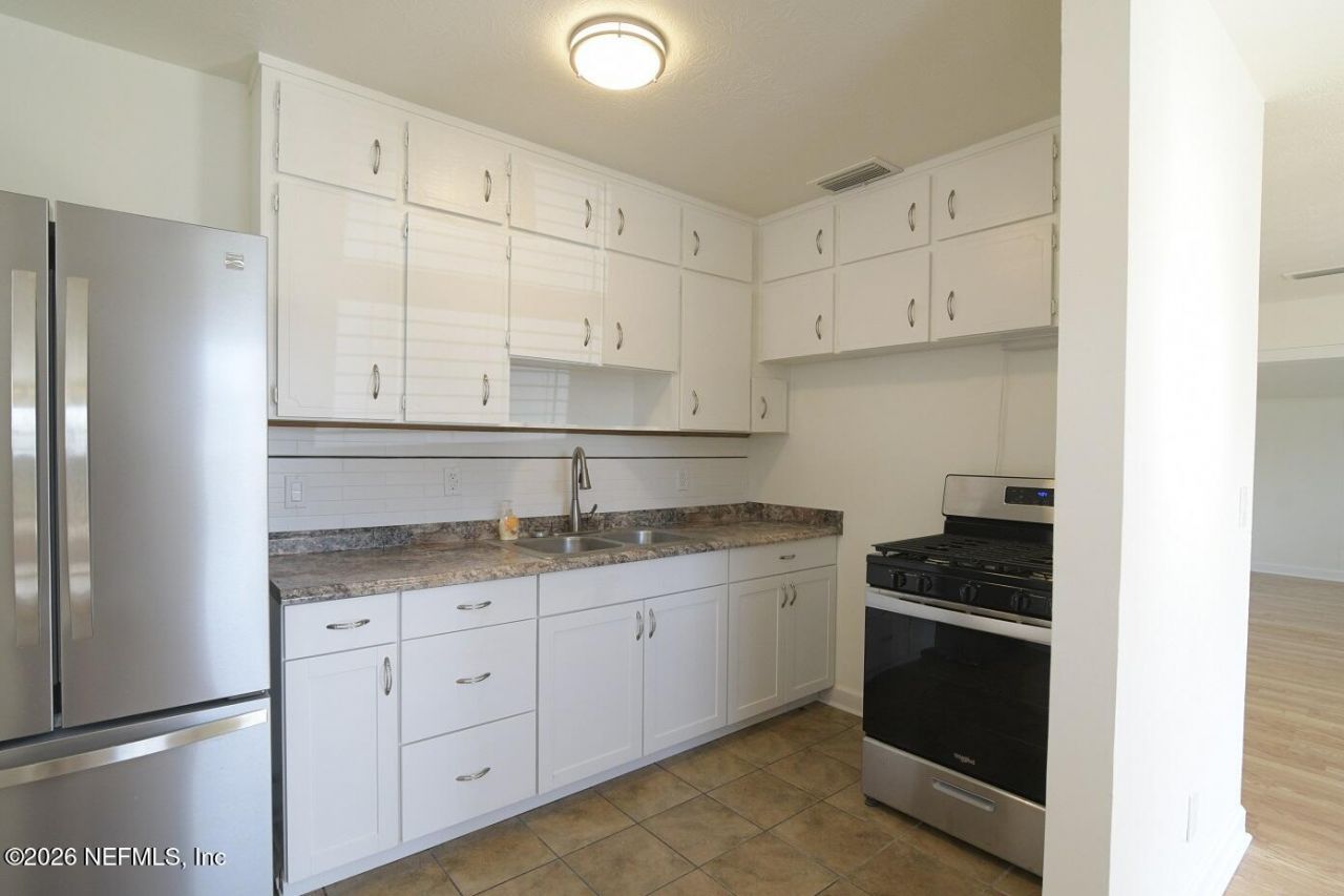 477 Sailfish Drive E, Atlantic Beach, FL 32233 Photo