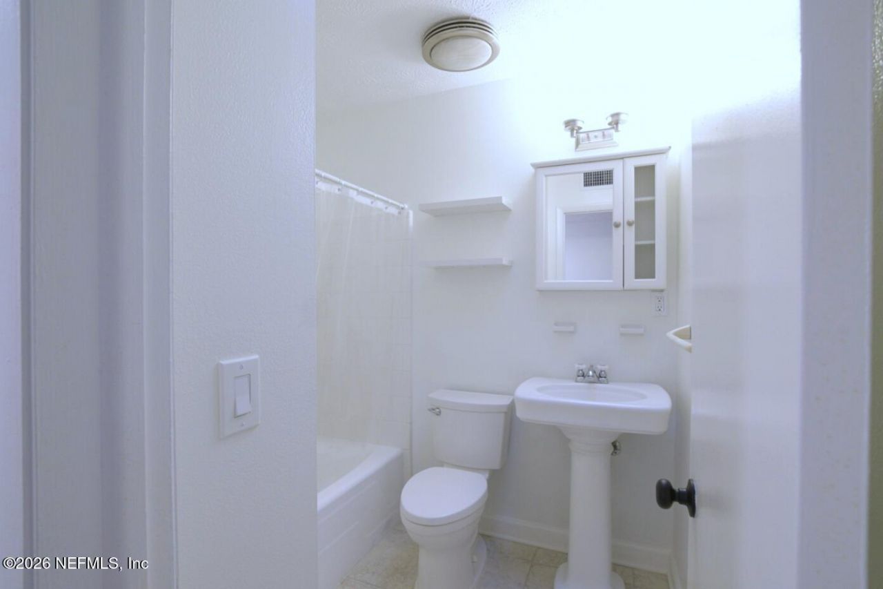 477 Sailfish Drive E, Atlantic Beach, FL 32233 Photo