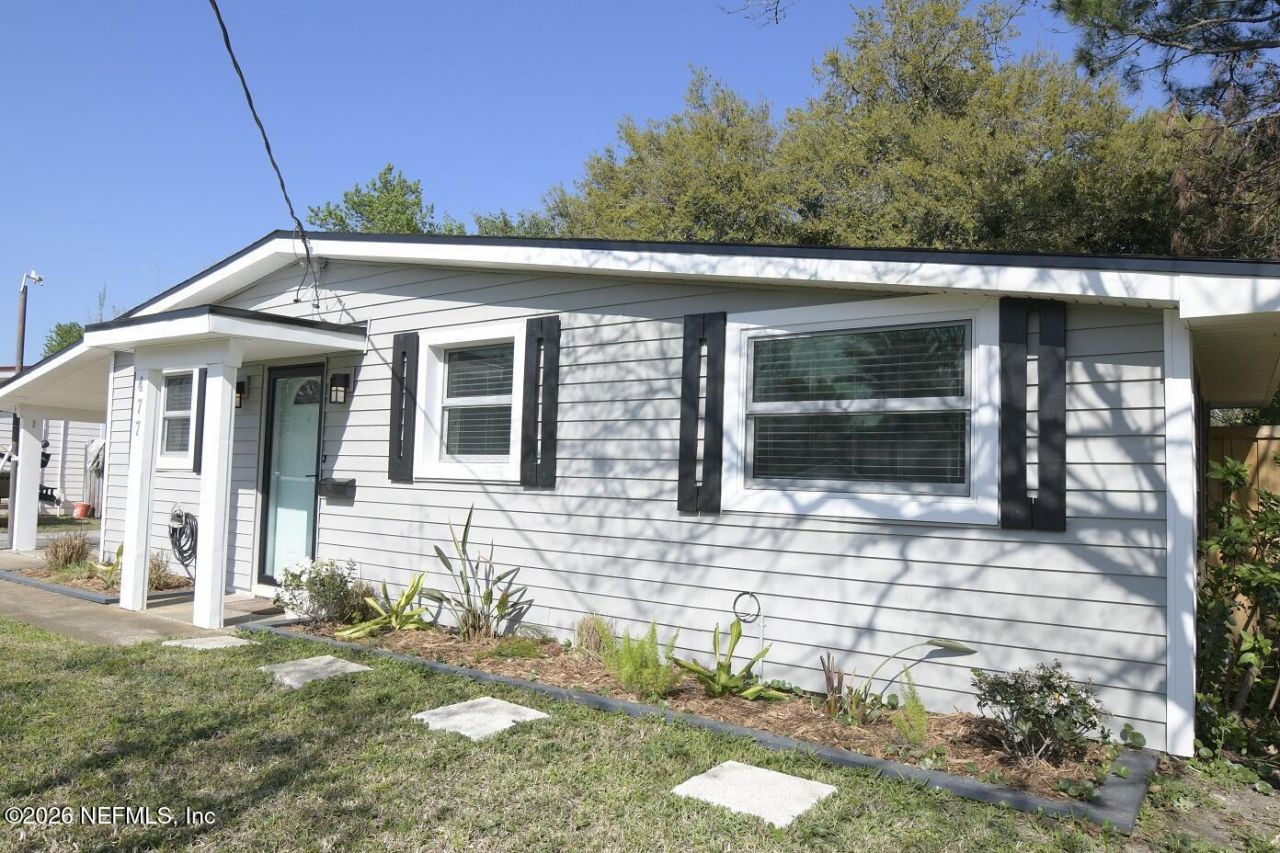 477 Sailfish Drive E, Atlantic Beach, FL 32233 Photo