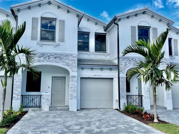 28562 SW 134th Ct , Miami, FL 33033