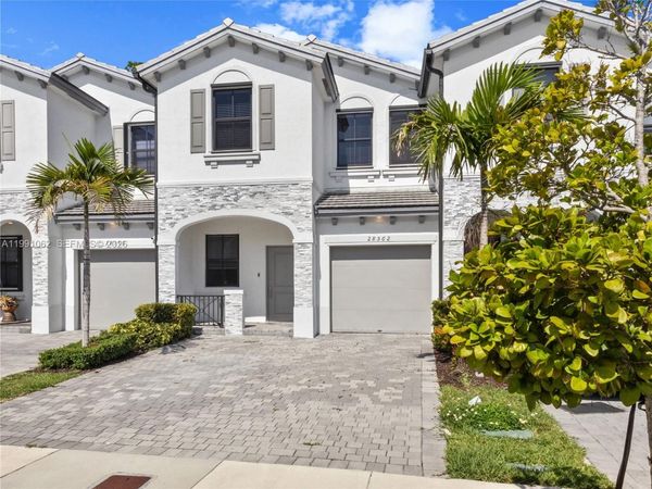 28562 SW 134th Ct, Miami, FL 33033