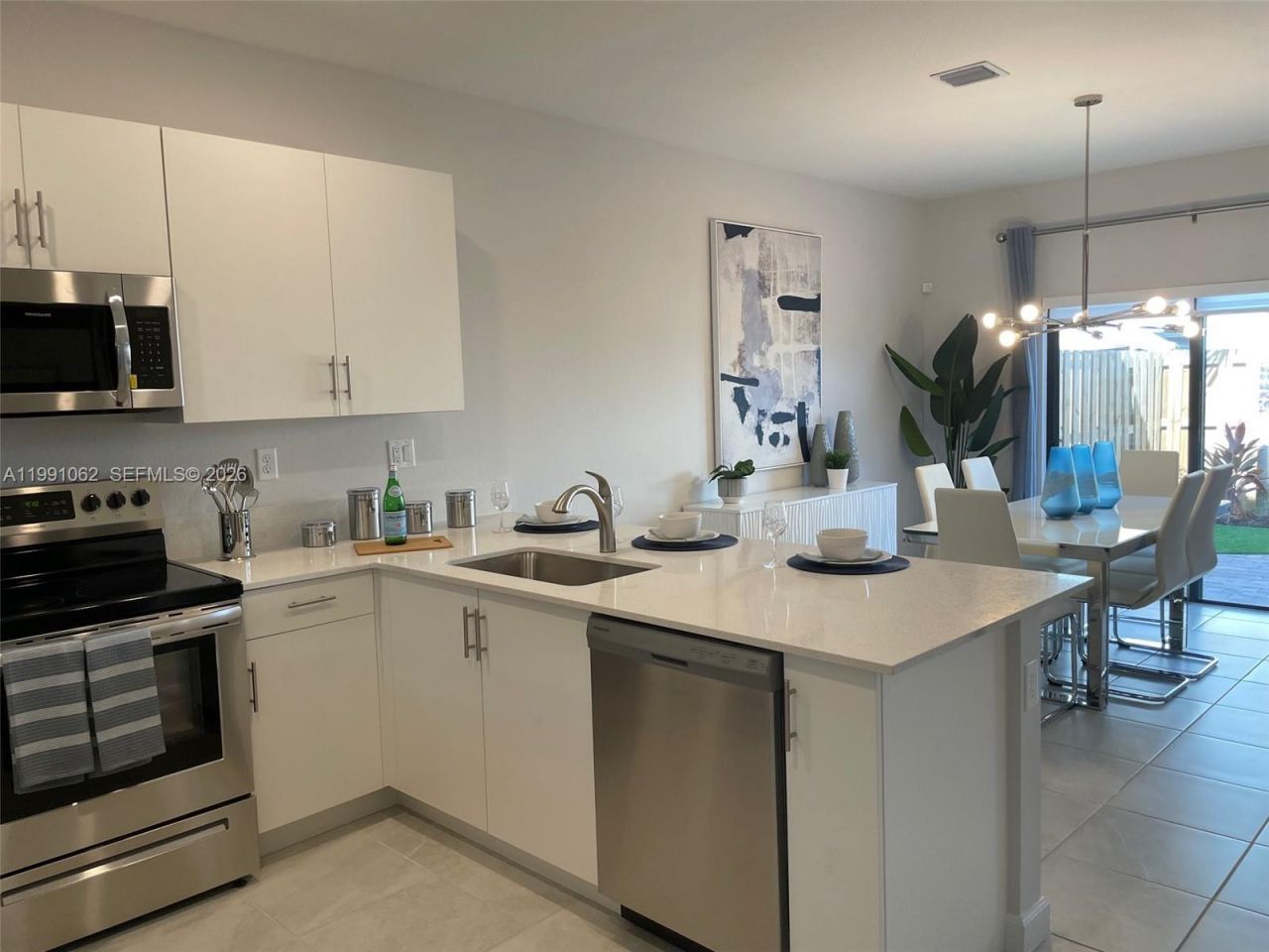 28562 SW 134th Ct , Miami, FL 33033 Photo