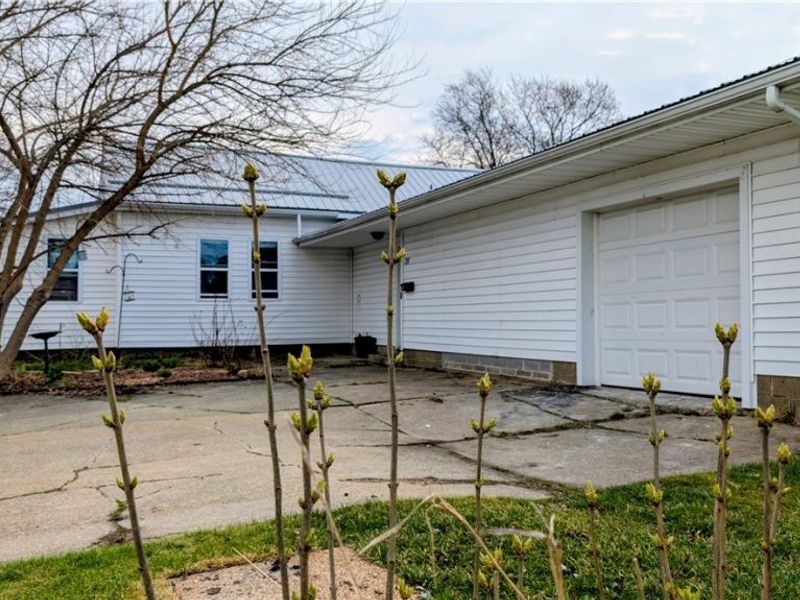 297 Depot Street, Conneaut, OH 44030 Photo 17