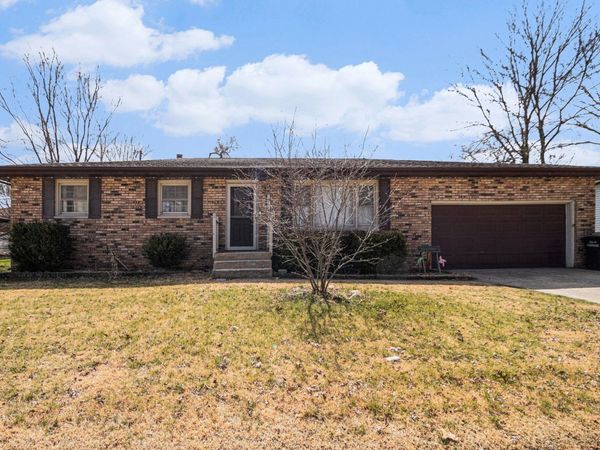 6767 Laurel Avenue , Portage, IN 46368