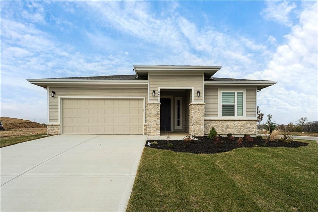 1700 NW 105th Terrace, Kansas City, MO 64155 Main Photo
