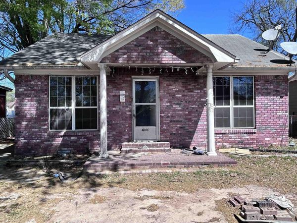 4905 School Street , North Little Rock, AR 72117