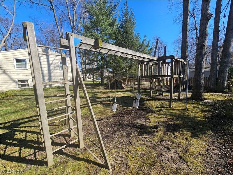 214 Cherry Lane, Avon Lake, OH 44012 Photo 29