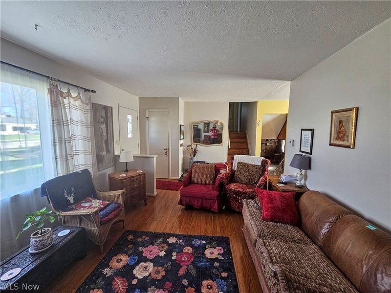 214 Cherry Lane, Avon Lake, OH 44012 Photo 3