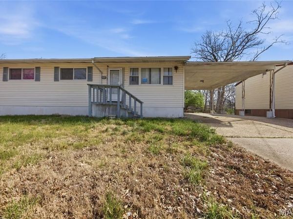 2266 Starling Airport Road, Arnold, MO 63010