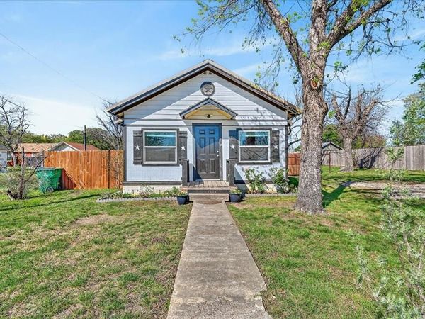 124 Travis, Dublin, TX 76446