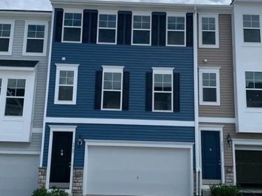 3969 SHIRE MEADOW LN, TRIANGLE, VA 22172