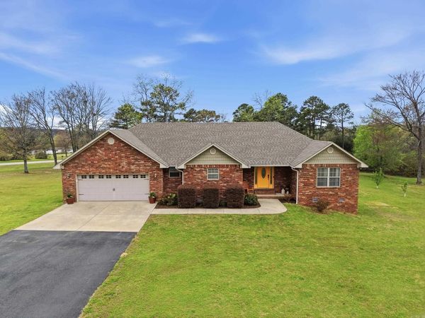 43 Autumn Court, Dover, AR 72837