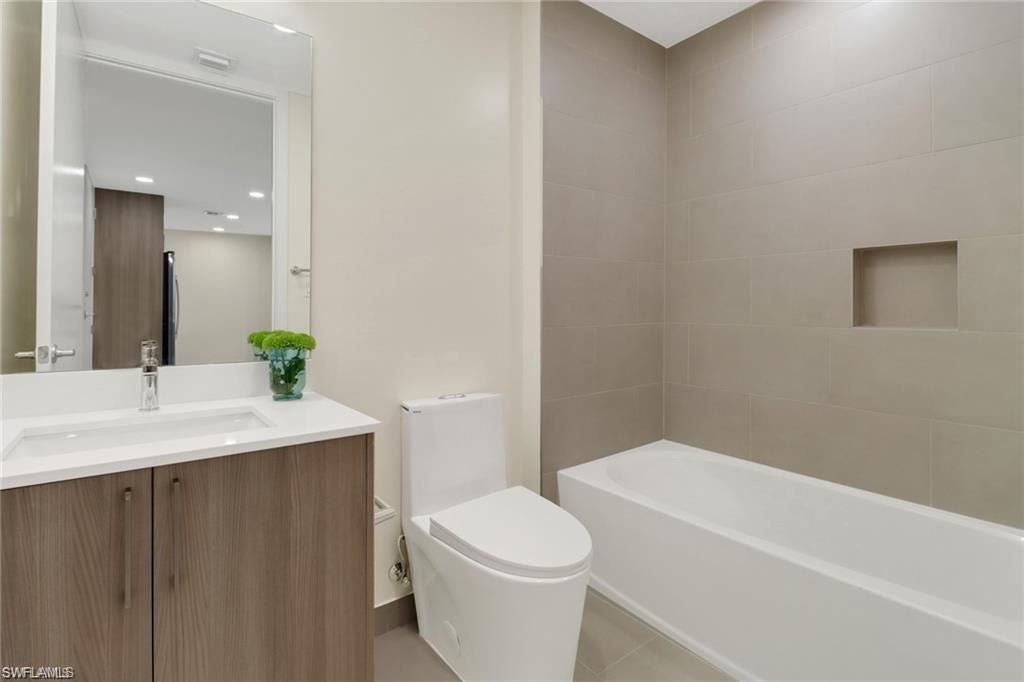 26600 Rosewood Pointe Dr , Unit 303, Bonita Springs, FL 34135 Photo