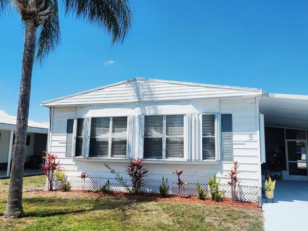 5 El Portal Lane, Port St. Lucie, FL 34952